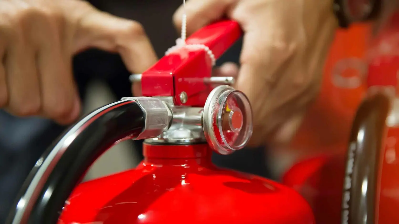 onderhoud en keuring van brandblussers Apragaz gecertificeerd
